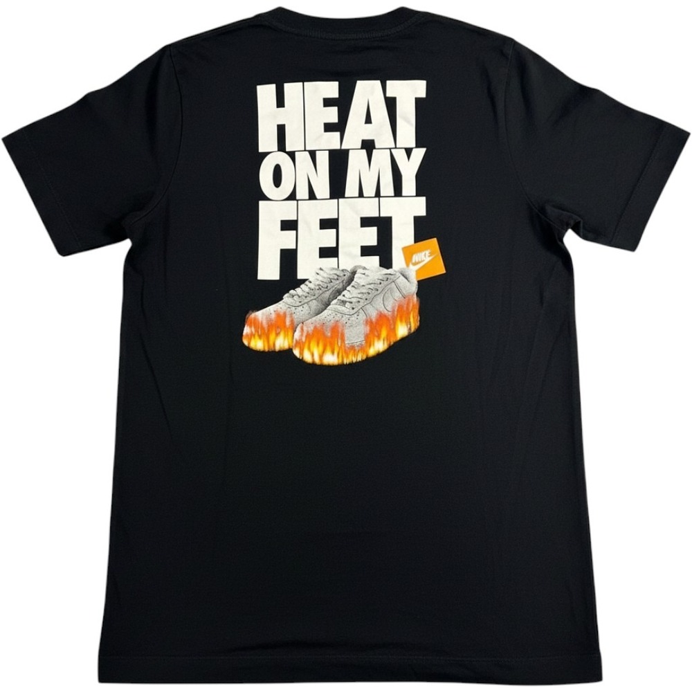 Nike Kids Heat On My Feet Sneaker Flame Graphic T-Shirt Black Large L AF1 Tee